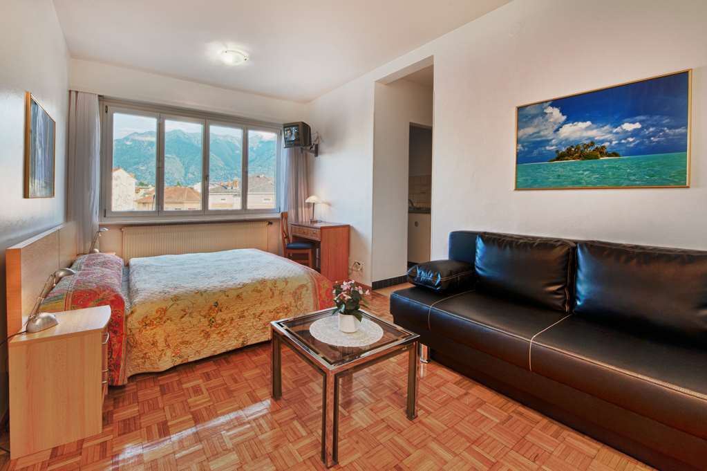 Residenze Dell'Angelo Otel Locarno Oda fotoğraf